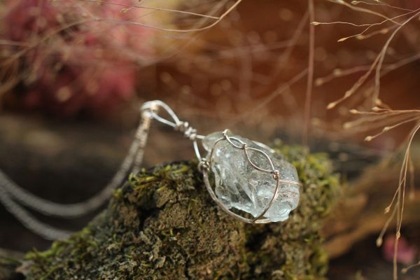 šperk amulet talisman průvodce kotva